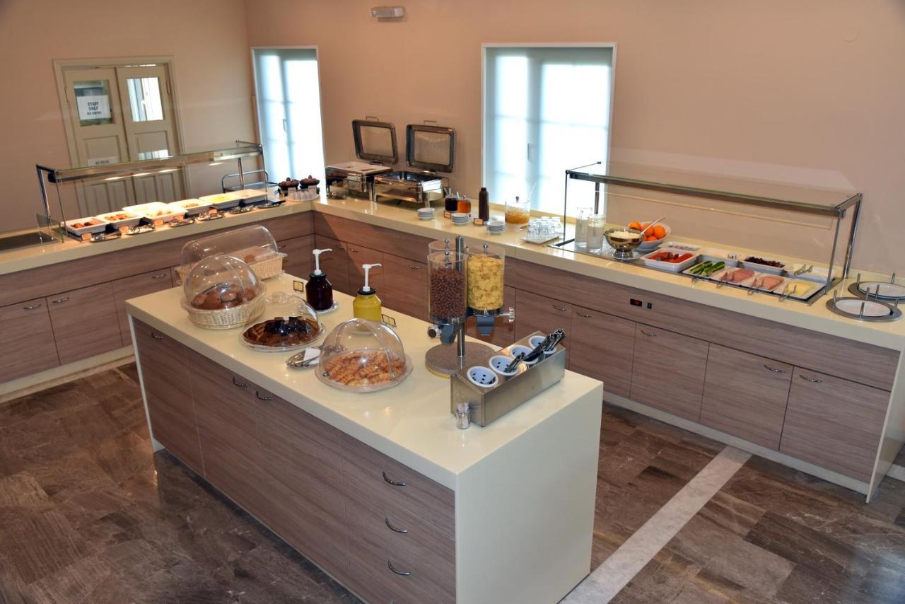 Hotel Bella Vista ميثيمْنا المظهر الخارجي الصورة