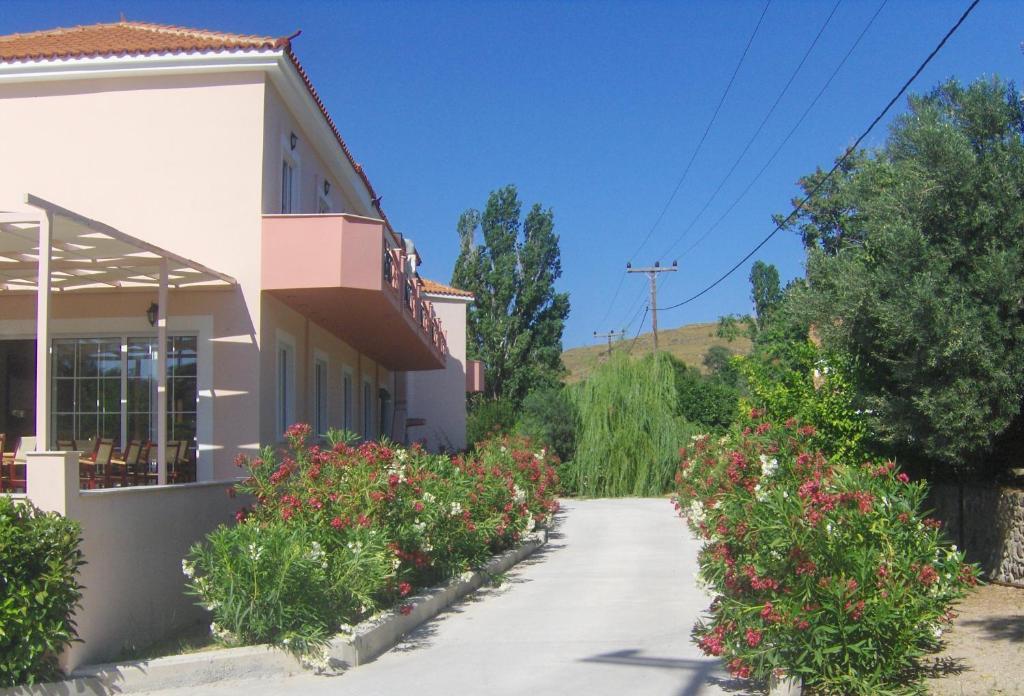 Hotel Bella Vista ميثيمْنا المظهر الخارجي الصورة