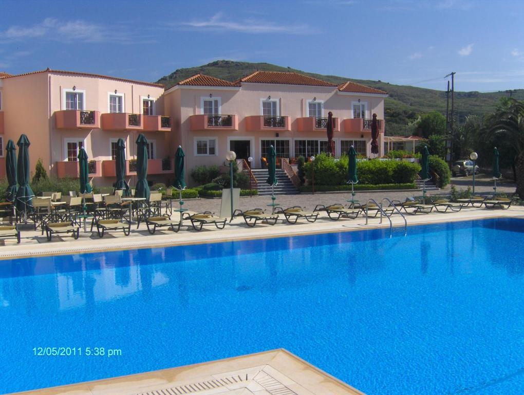 Hotel Bella Vista ميثيمْنا المظهر الخارجي الصورة