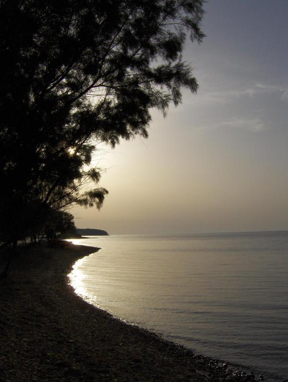 Hotel Bella Vista ميثيمْنا المظهر الخارجي الصورة