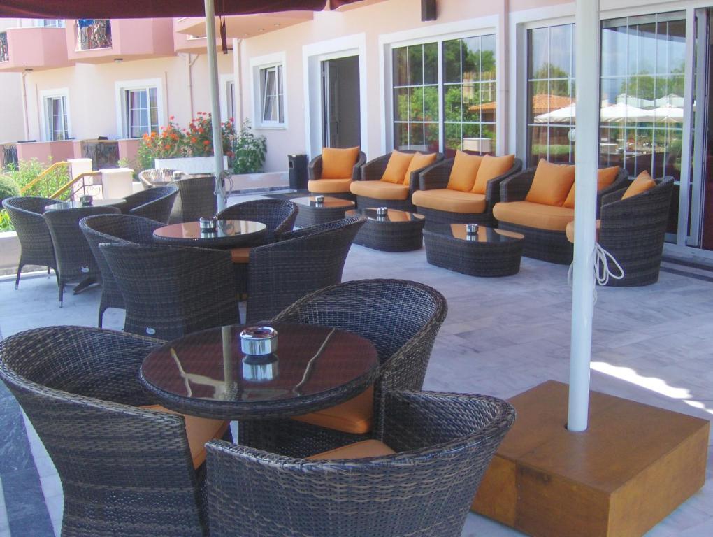 Hotel Bella Vista ميثيمْنا المظهر الخارجي الصورة