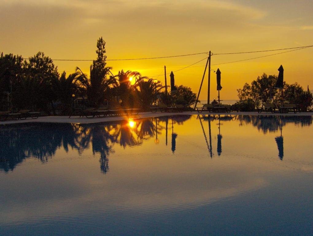 Hotel Bella Vista ميثيمْنا المظهر الخارجي الصورة